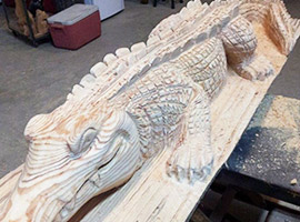 Snaps Alligator Wood Chainsaw Carving
